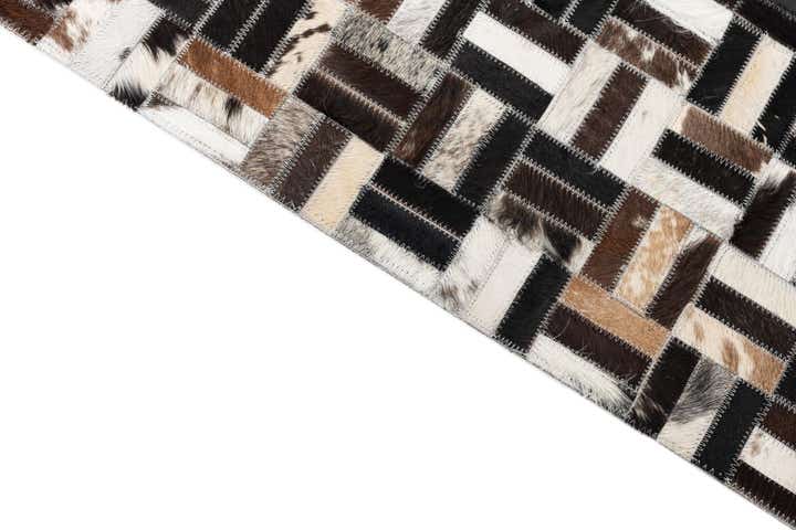 5' x 8' Cowhide Leather Rug