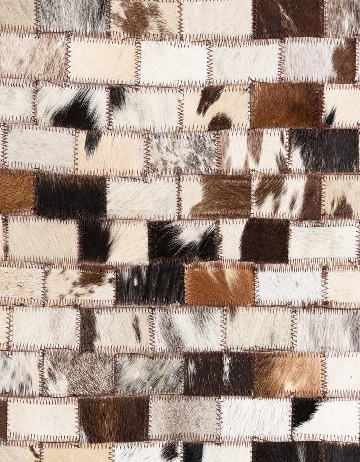 Detail image of 5' x 7' 10 Cowhide Leather Rug
