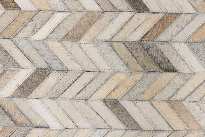 5' 1 x 8' Cowhide Leather Rug