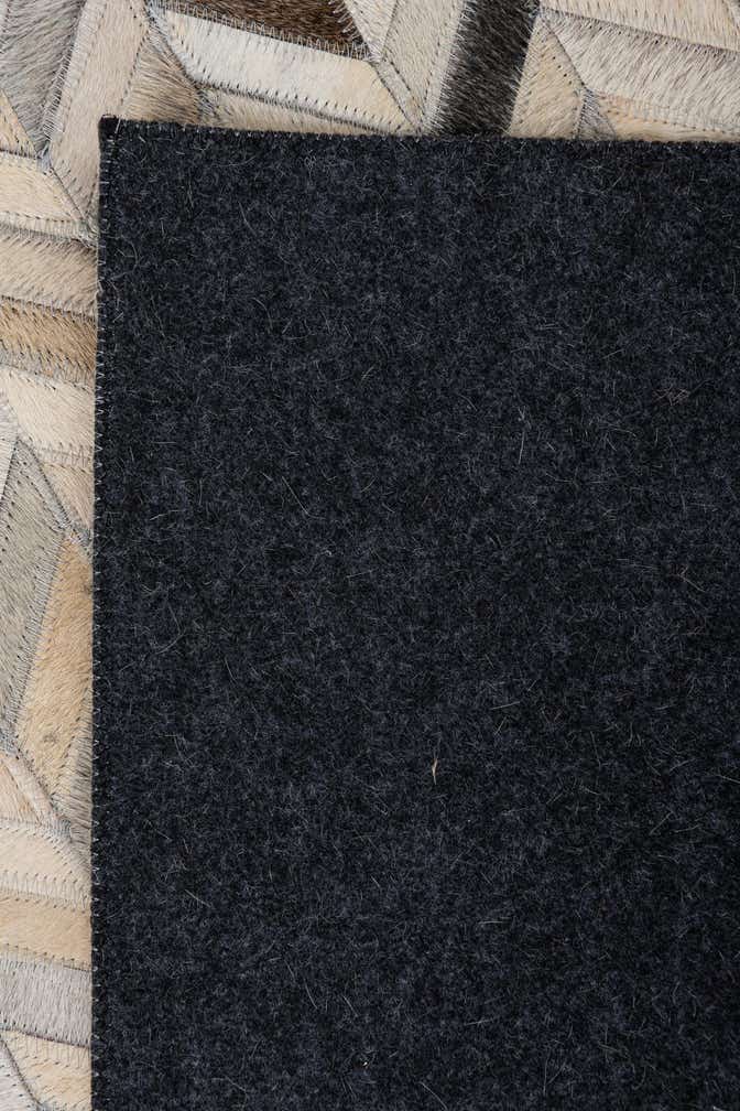 5' x 8' Cowhide Leather Rug