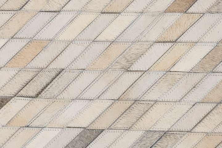 5' x 7' 10 Cowhide Leather Rug