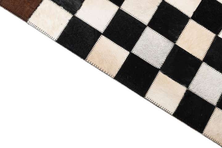 5' x 8' Cowhide Leather Rug