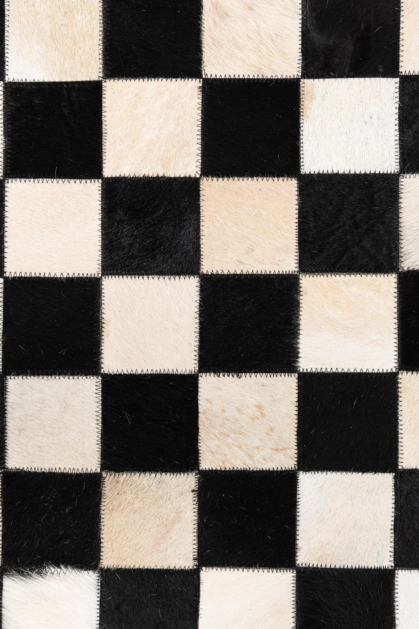 5' x 8' Cowhide Leather Rug