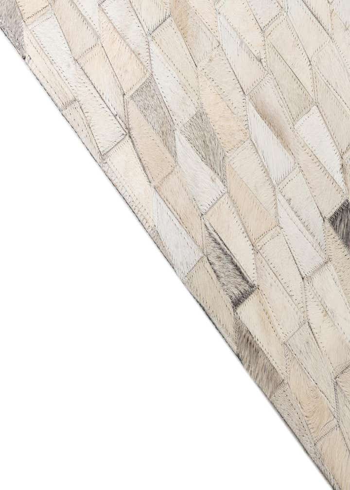 5' x 8' Cowhide Leather Rug