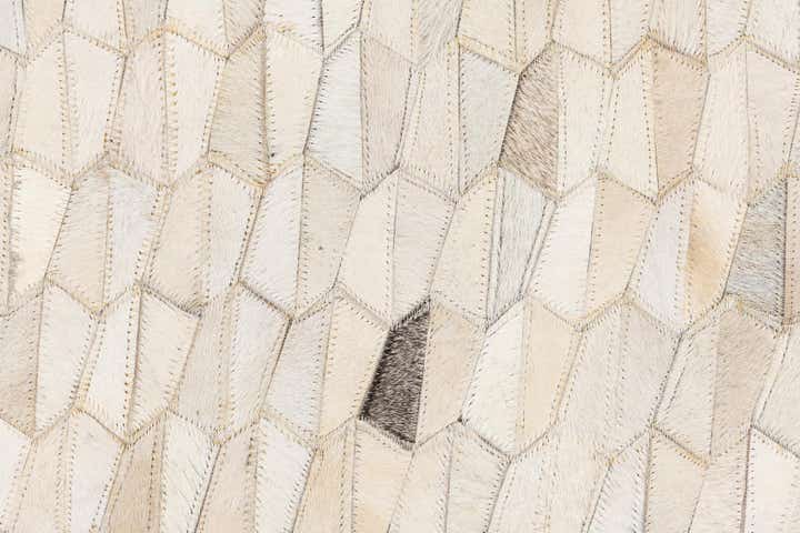 5' x 8' Cowhide Leather Rug