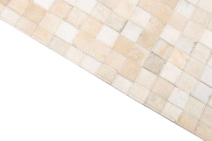 5' x 8' Cowhide Leather Rug