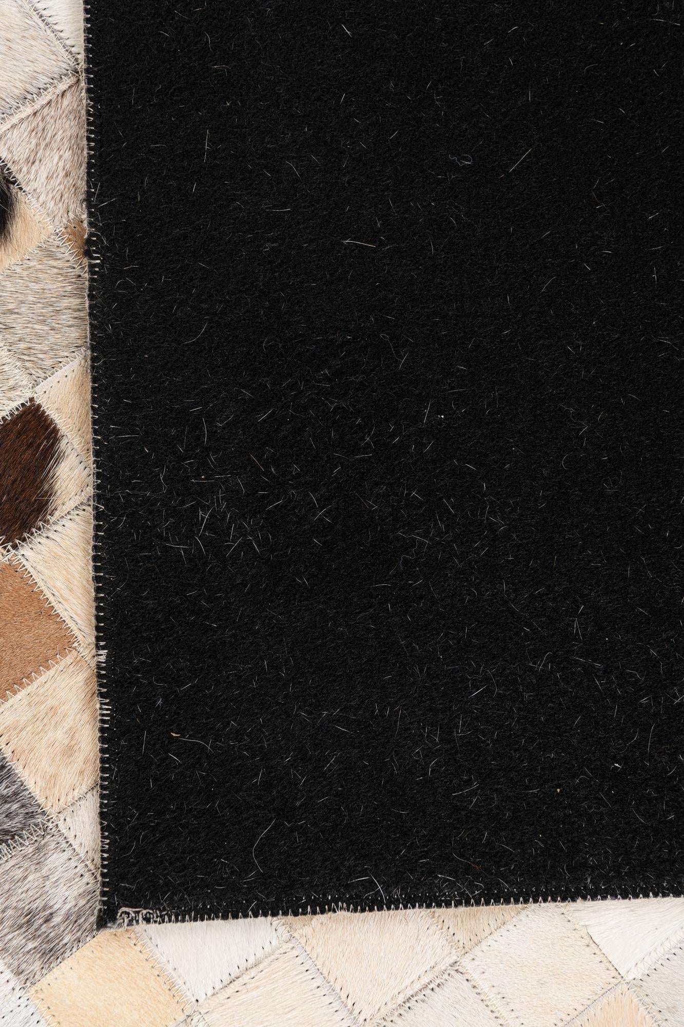 5' x 8' Cowhide Leather Rug
