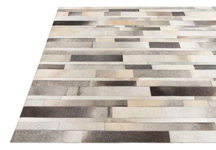 5' 6 x 7' 7 Cowhide Leather Rug
