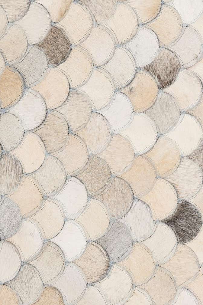 5' 1 x 8' Cowhide Leather Rug