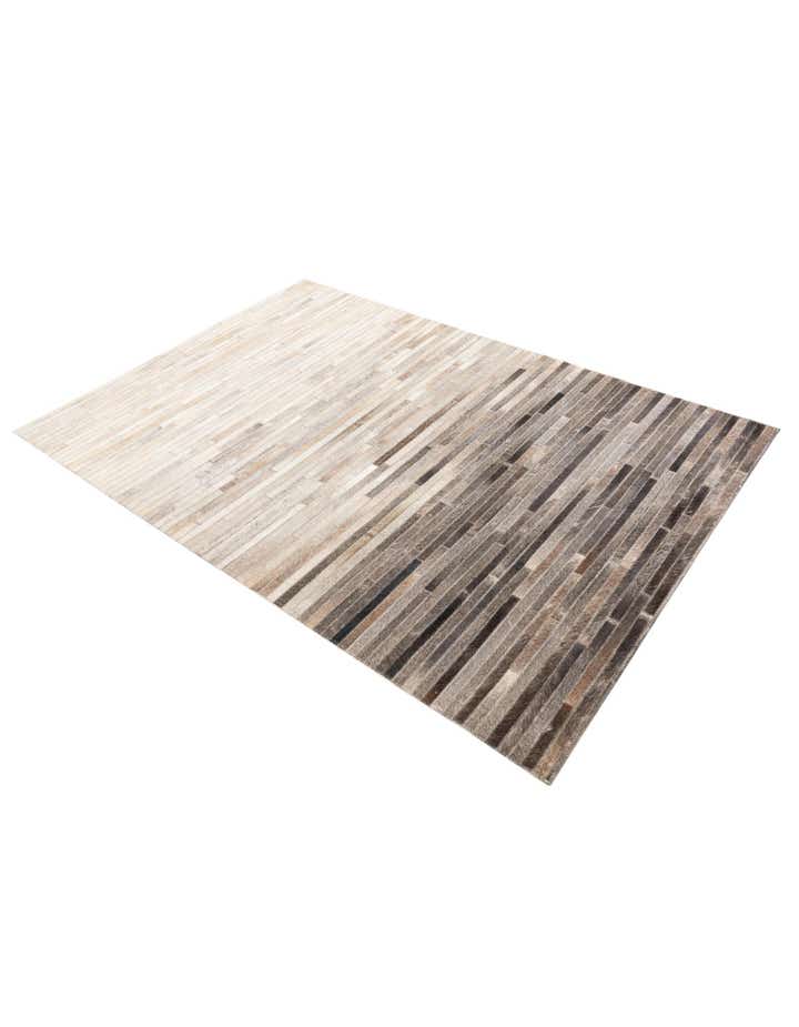 4' 6 x 6' 6 Cowhide Leather Rug