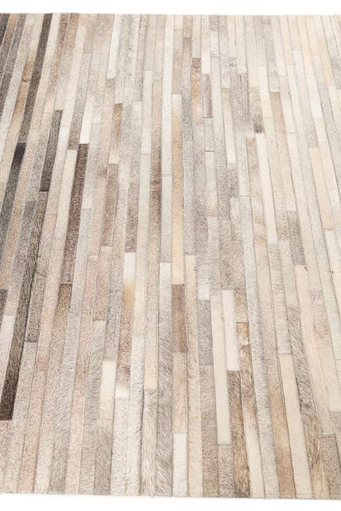 4' 6 x 6' 6 Cowhide Leather Rug