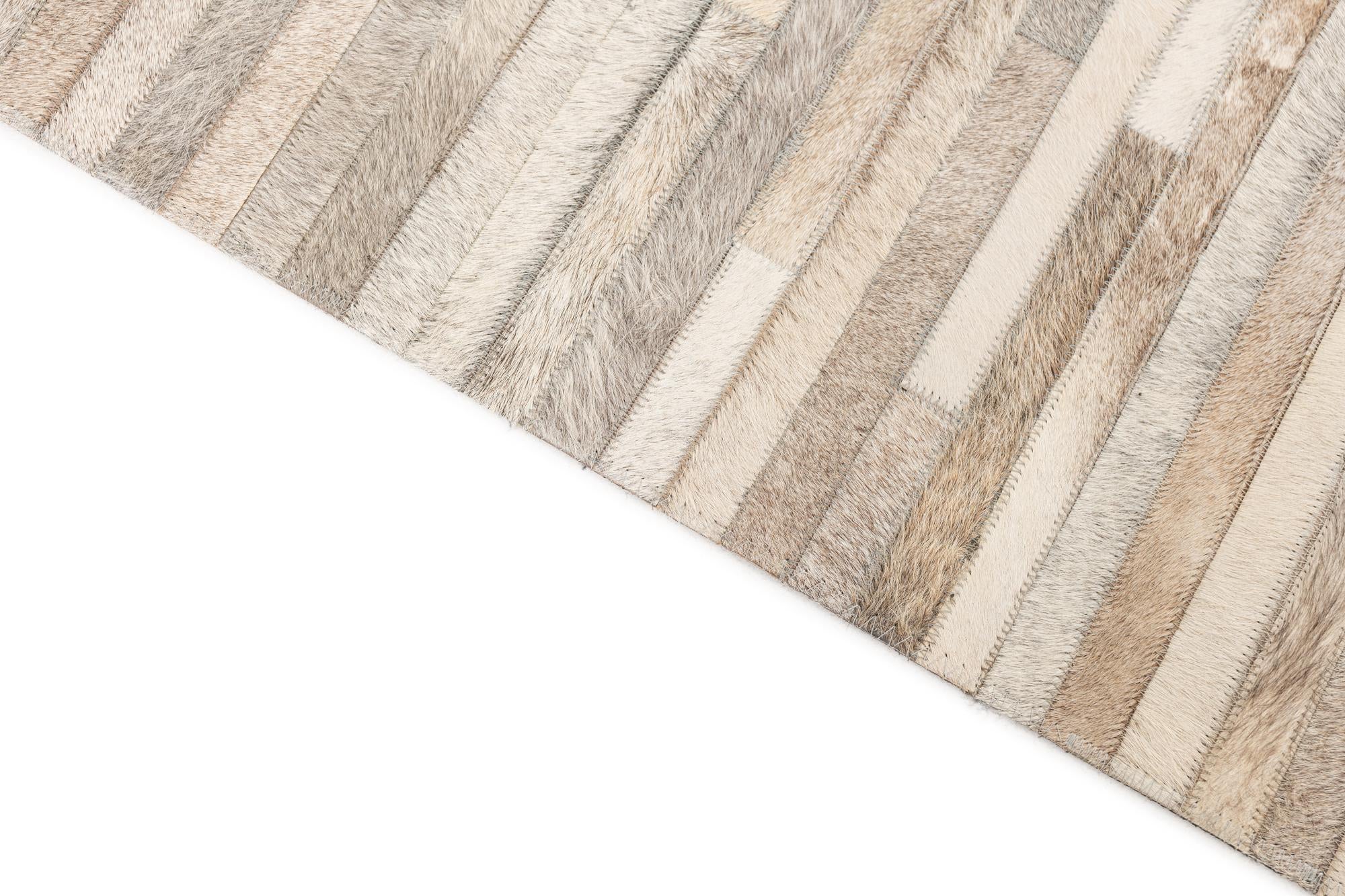 4' 6 x 6' 6 Cowhide Leather Rug