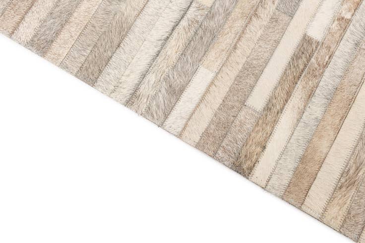 Detail image of 4' 6 x 6' 6 Cowhide Leather Rug