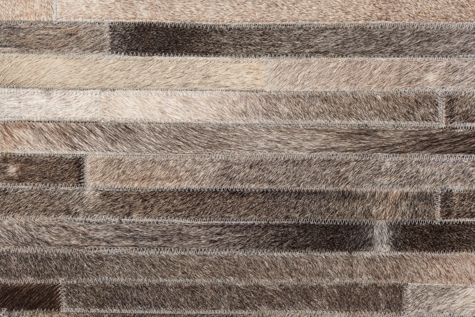 4' 6 x 6' 6 Cowhide Leather Rug