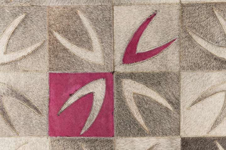 4' 6 x 6' Cowhide Leather Rug