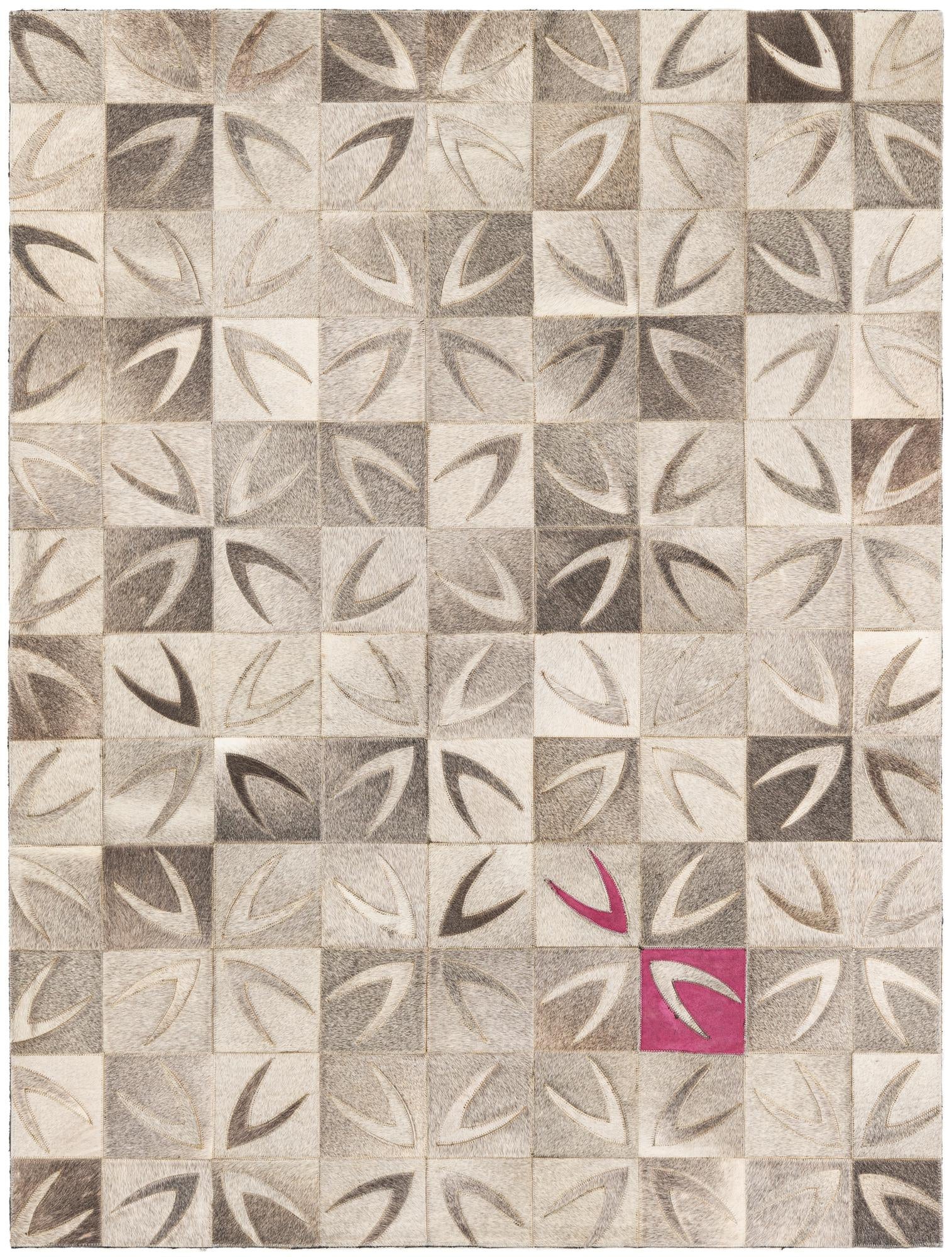 4' 6 x 6' Cowhide Leather Rug