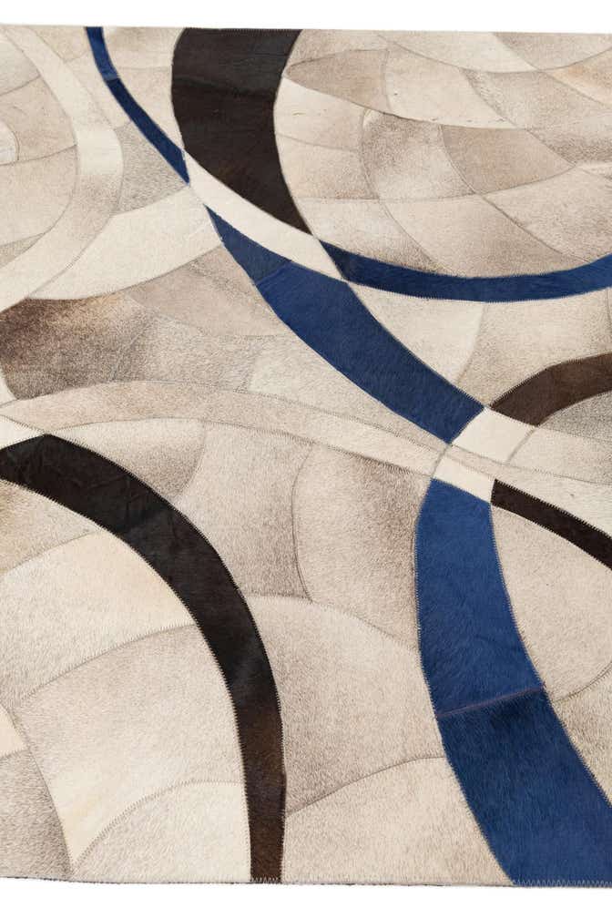 5' x 7' 2 Cowhide Leather Rug