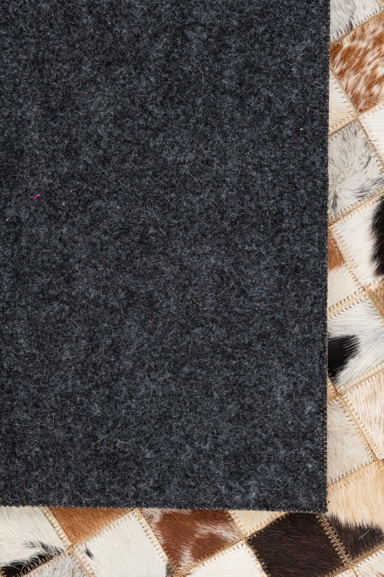 5' x 8' Cowhide Leather Rug
