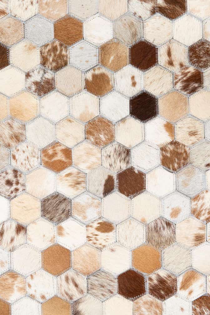 5' 1 x 8' Cowhide Leather Rug