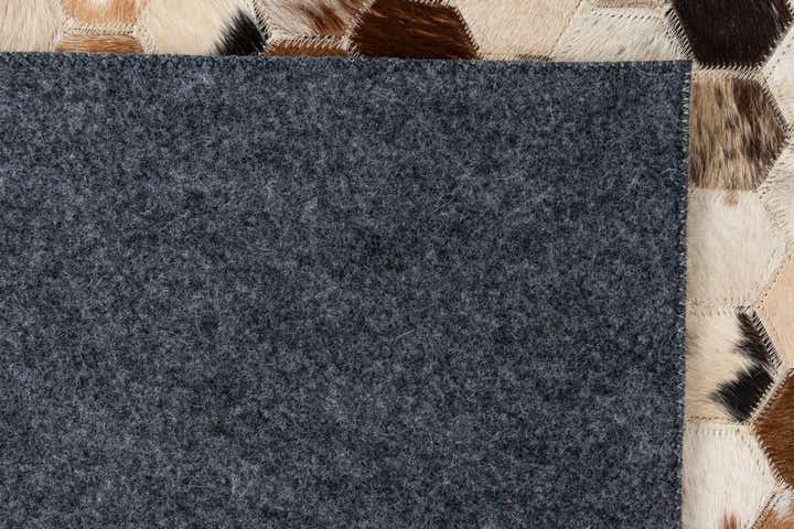 5' 1 x 8' Cowhide Leather Rug