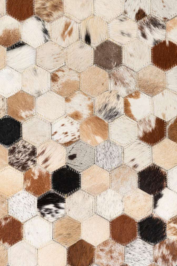 5' 1 x 8' Cowhide Leather Rug
