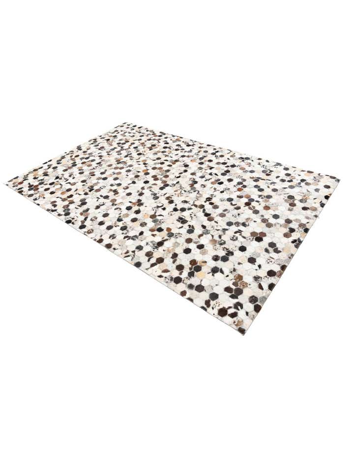 5' 1 x 7' 10 Cowhide Leather Rug