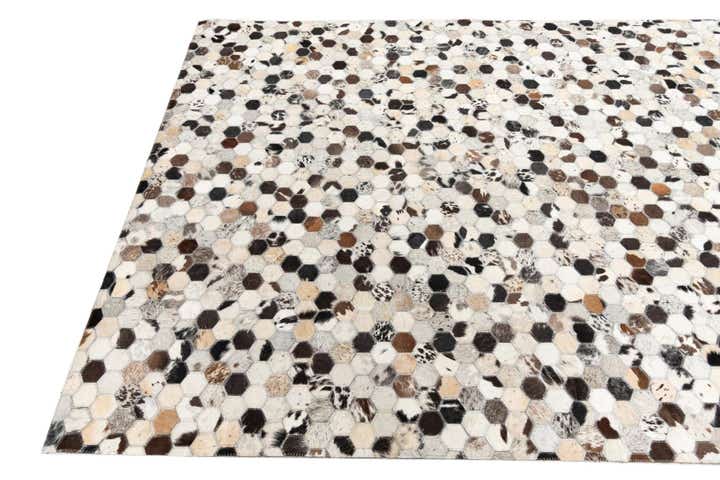 5' 1 x 7' 10 Cowhide Leather Rug