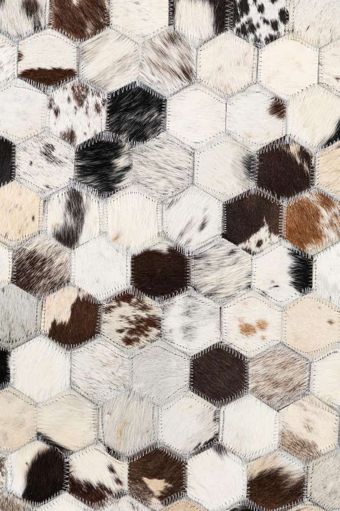 5' 1 x 7' 10 Cowhide Leather Rug