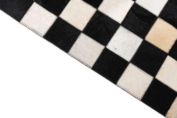 5' x 8' Cowhide Leather Rug