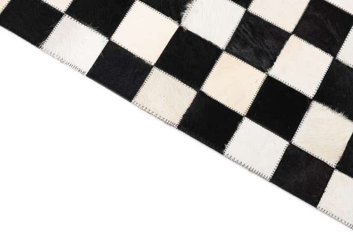 5' 1 x 8' Cowhide Leather Rug