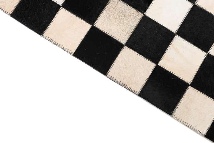 5' 1 x 8' Cowhide Leather Rug