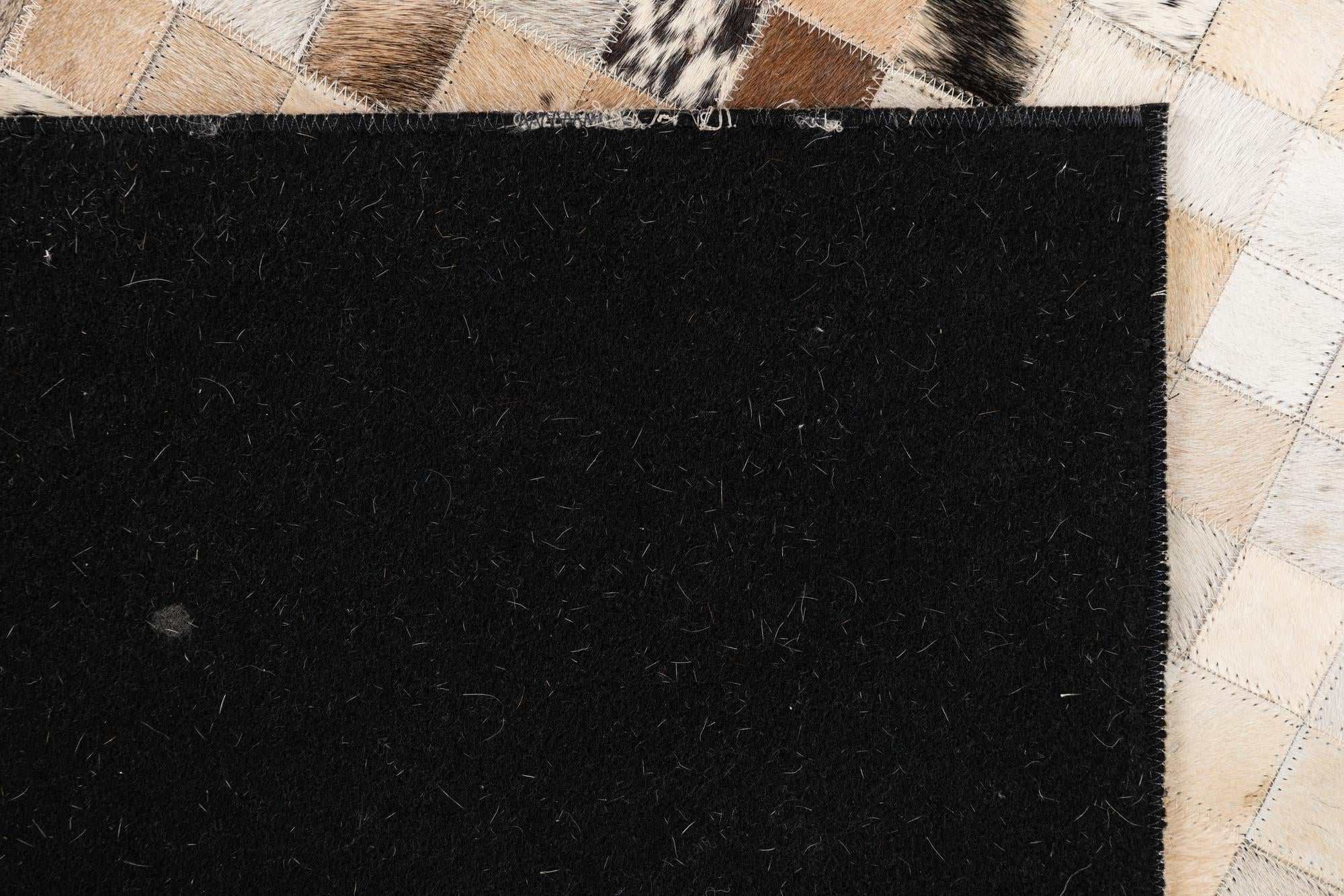 5' x 8' Cowhide Leather Rug