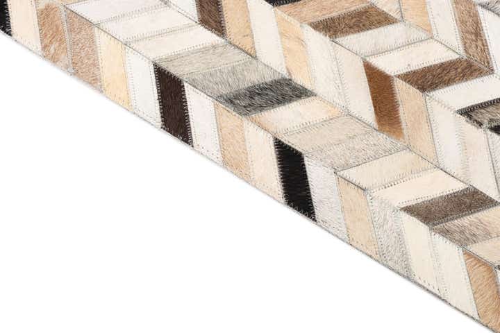 5' x 7' 10 Cowhide Leather Rug