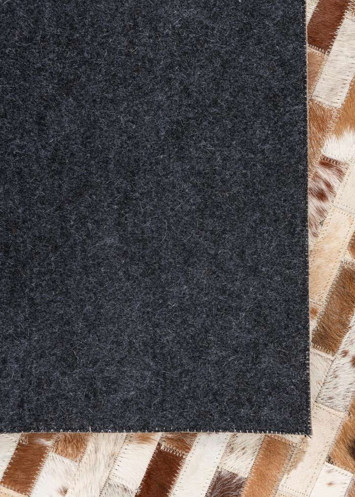 5' 2 x 8' Cowhide Leather Rug