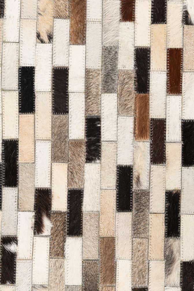 5' x 8' Cowhide Leather Rug