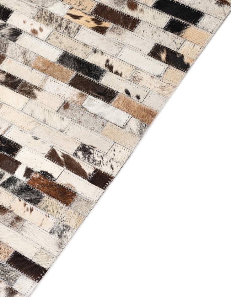 Detail image of 5' x 7' 10 Cowhide Leather Rug
