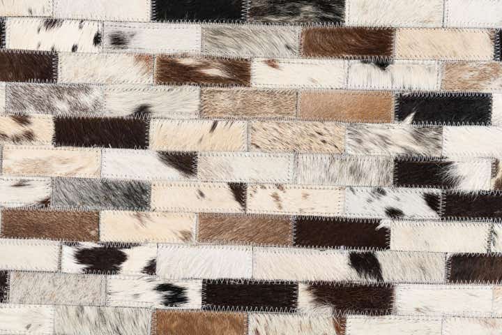 5' x 7' 10 Cowhide Leather Rug