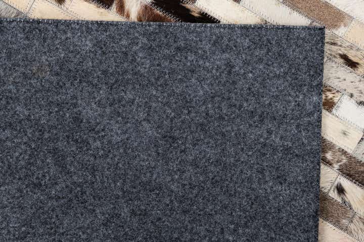 5' x 7' 10 Cowhide Leather Rug