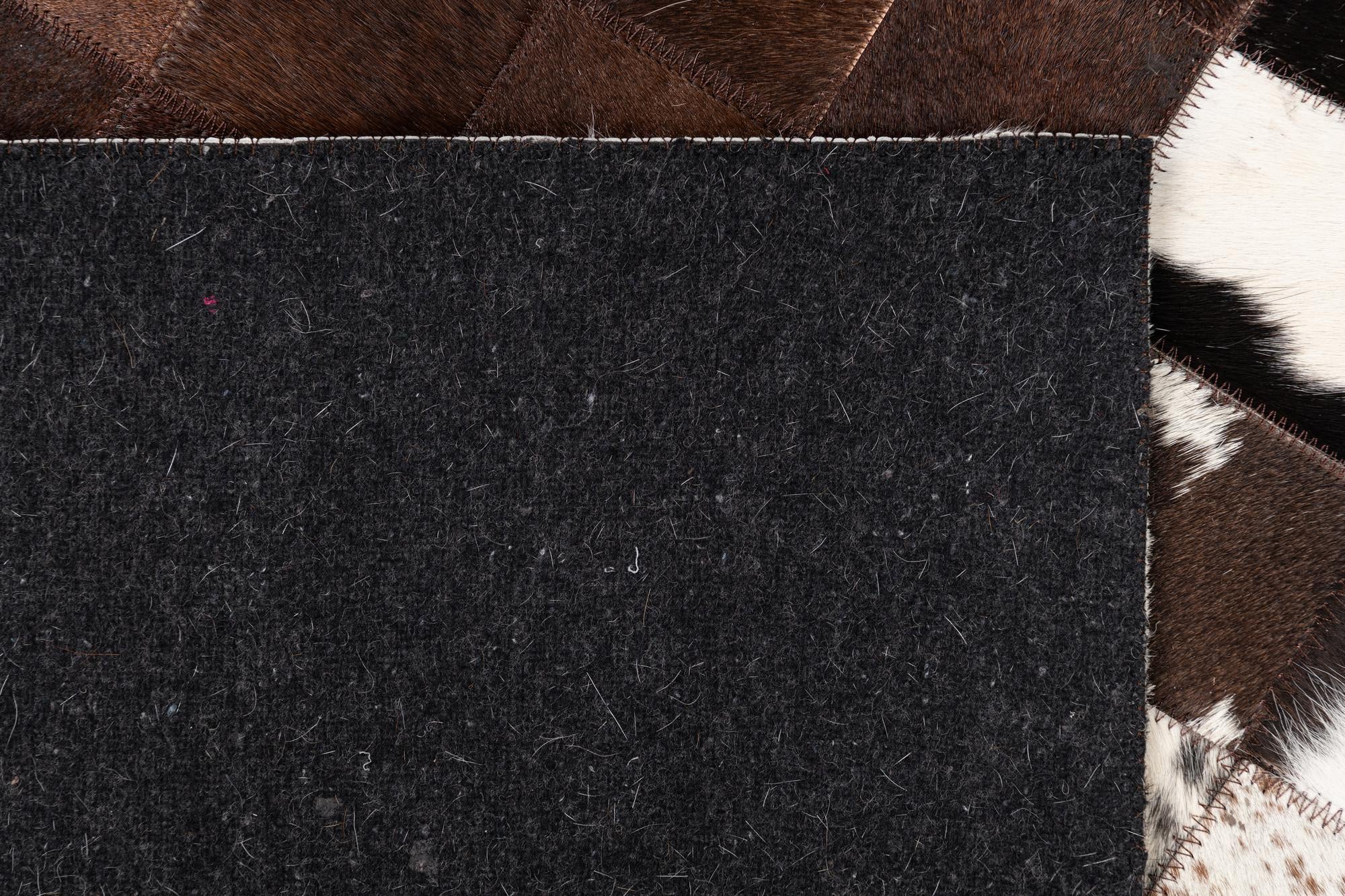 5' x 8' Cowhide Leather Rug