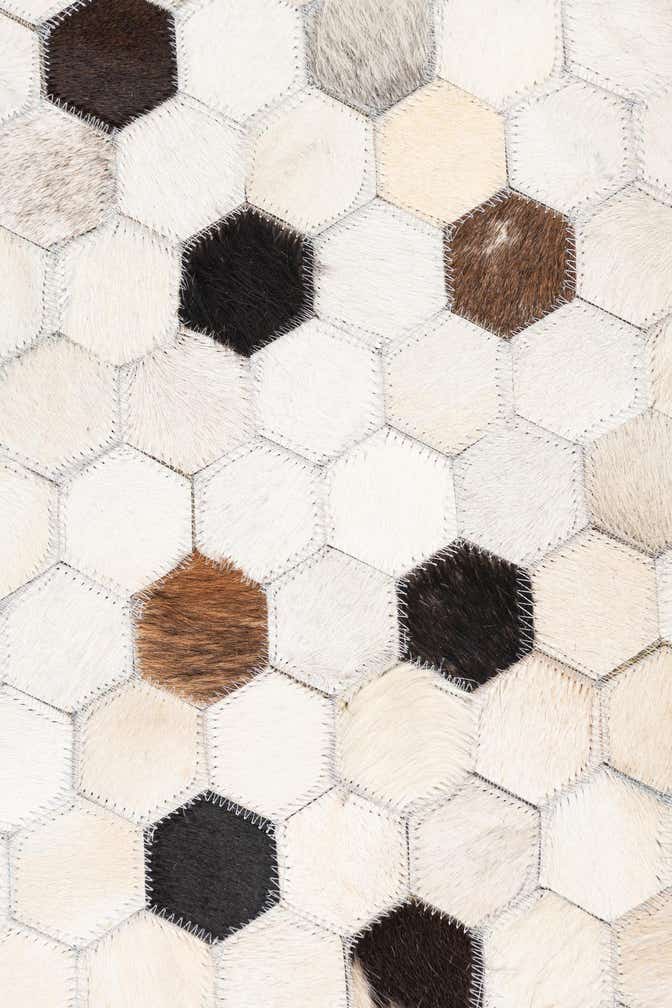 5' x 7' 10 Cowhide Leather Rug