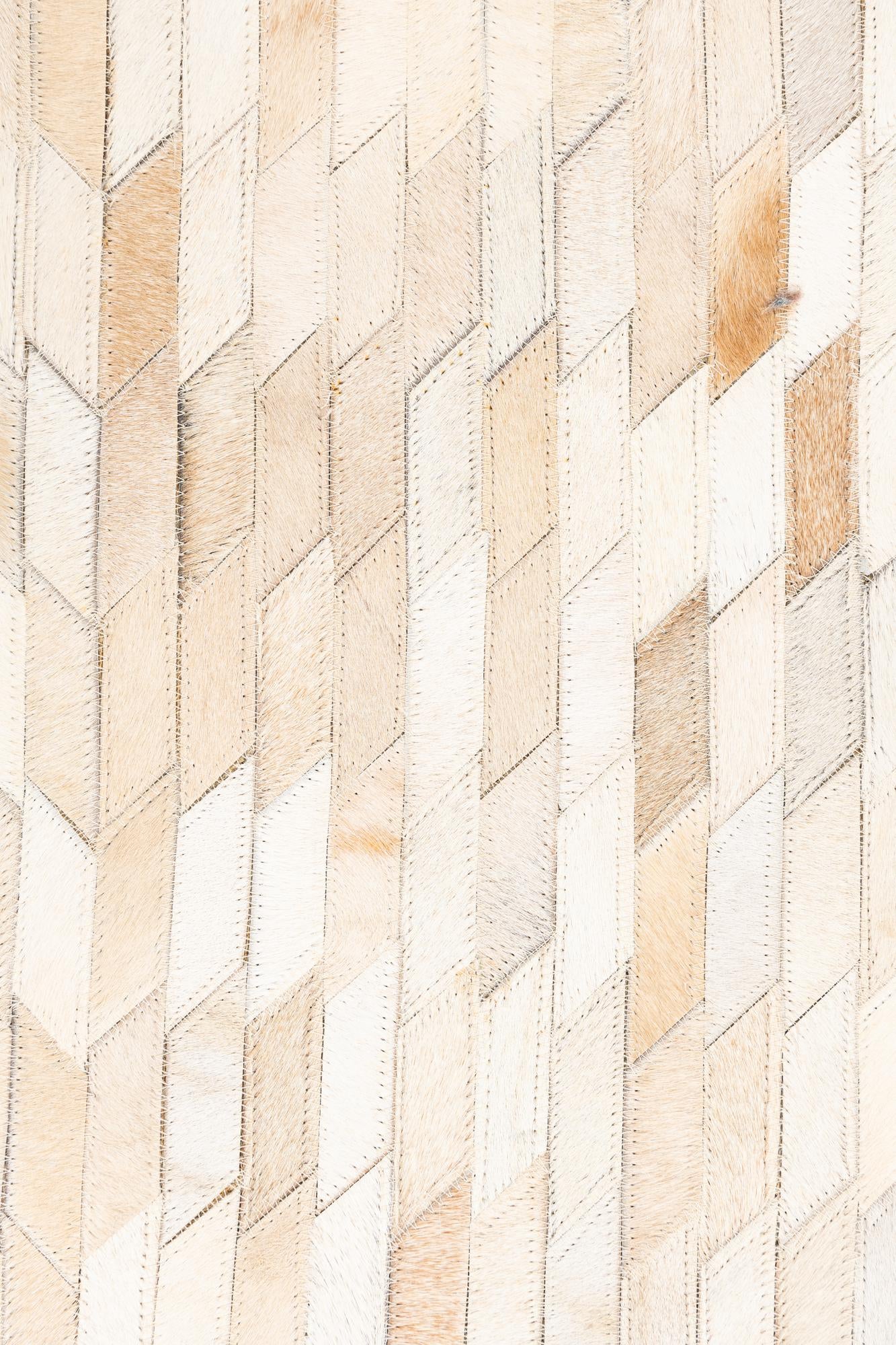5' 2 x 8' Cowhide Leather Rug