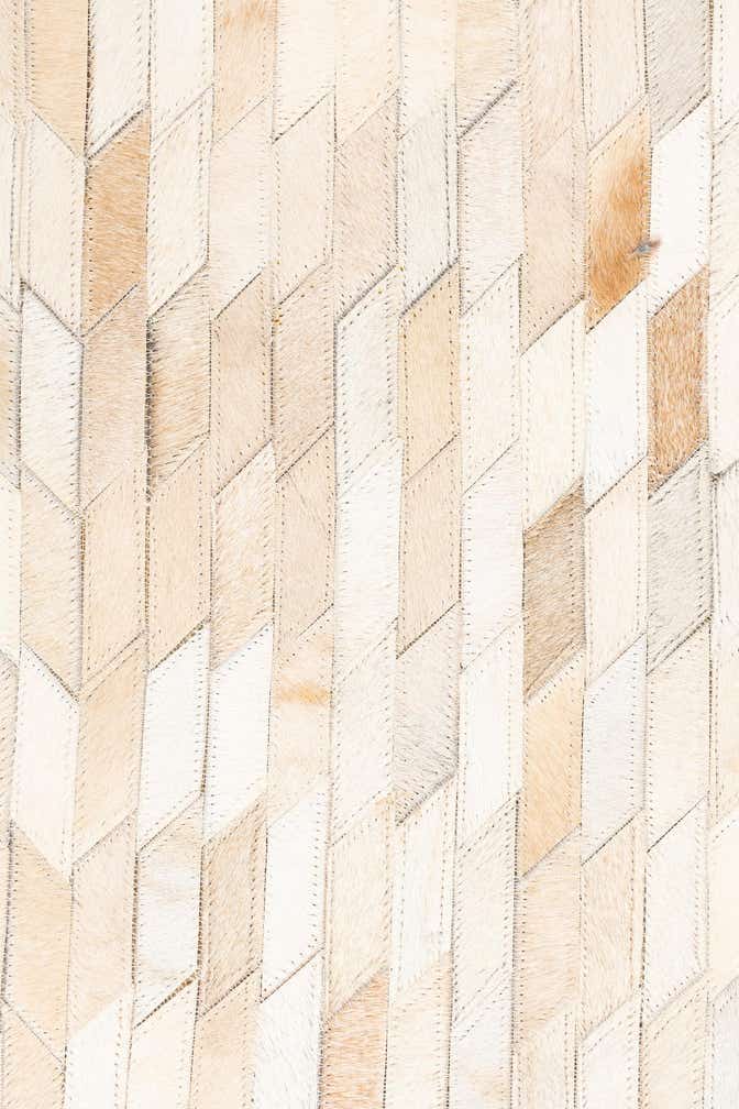 5' 2 x 8' Cowhide Leather Rug
