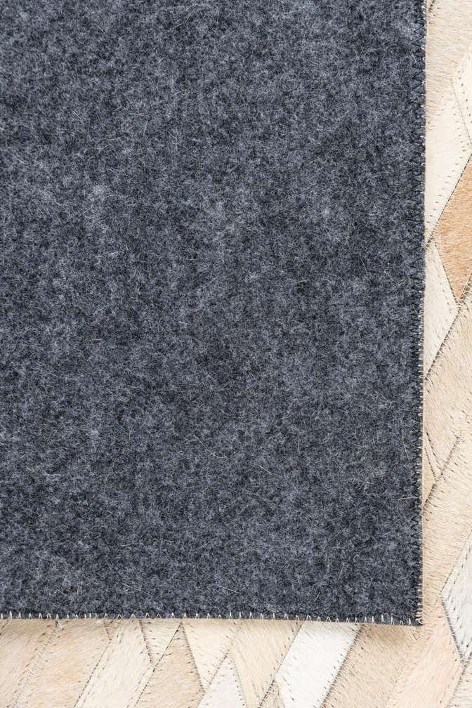 5' 2 x 8' Cowhide Leather Rug