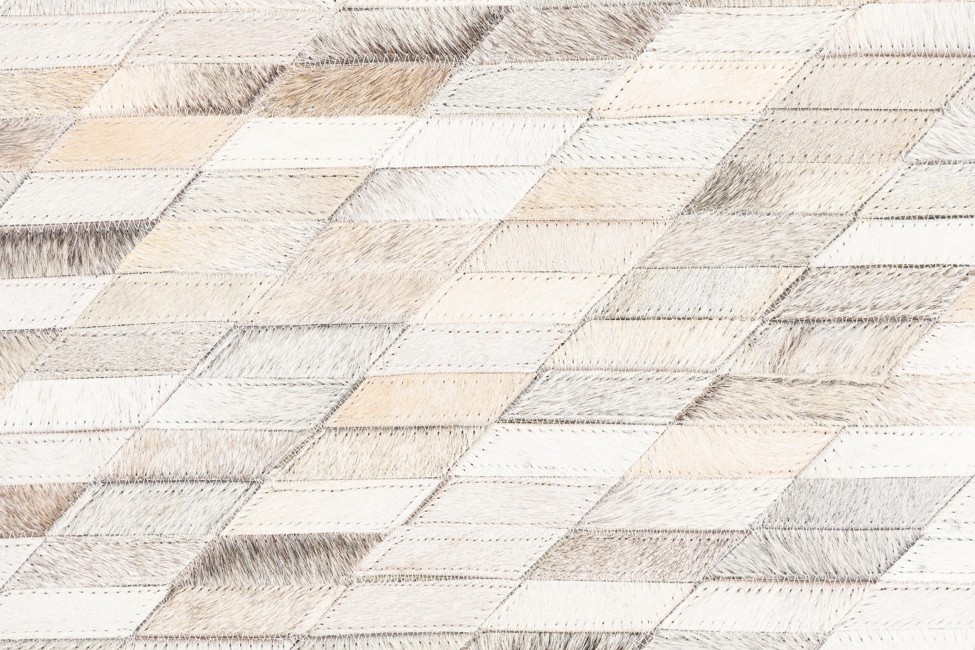 5' x 7' 10 Cowhide Leather Rug