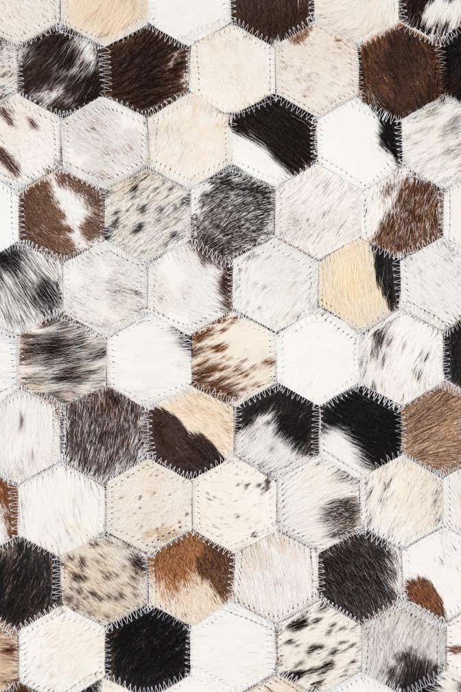 5' 1 x 8' Cowhide Leather Rug