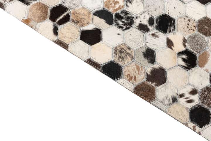 5' x 8' Cowhide Leather Rug
