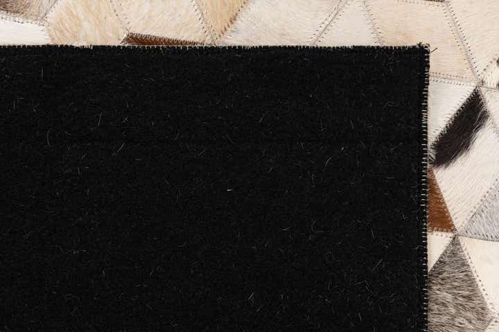 5' x 7' 10 Cowhide Leather Rug