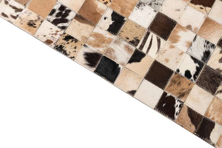 5' x 7' 10 Cowhide Leather Rug