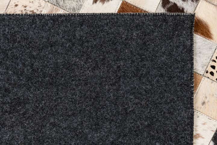 5' x 7' 10 Cowhide Leather Rug