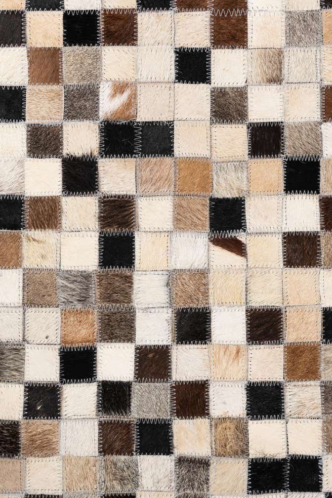 5' x 7' 10 Cowhide Leather Rug